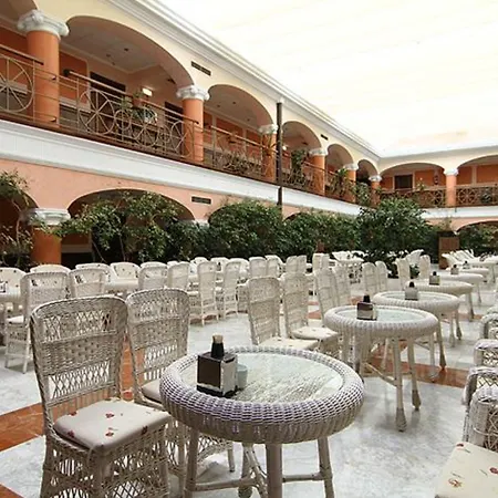 贝戈尼亚公园酒店