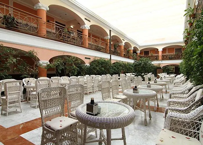 贝戈尼亚公园酒店