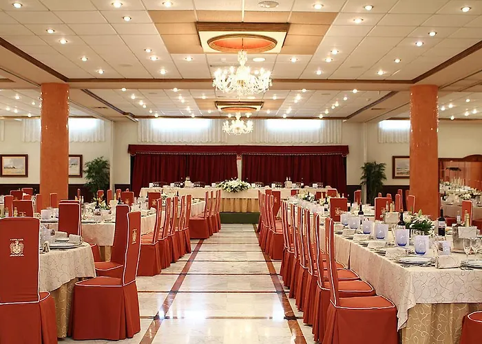 贝戈尼亚公园酒店 4*