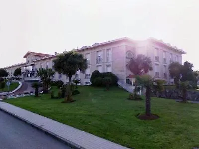מלון Begona Park